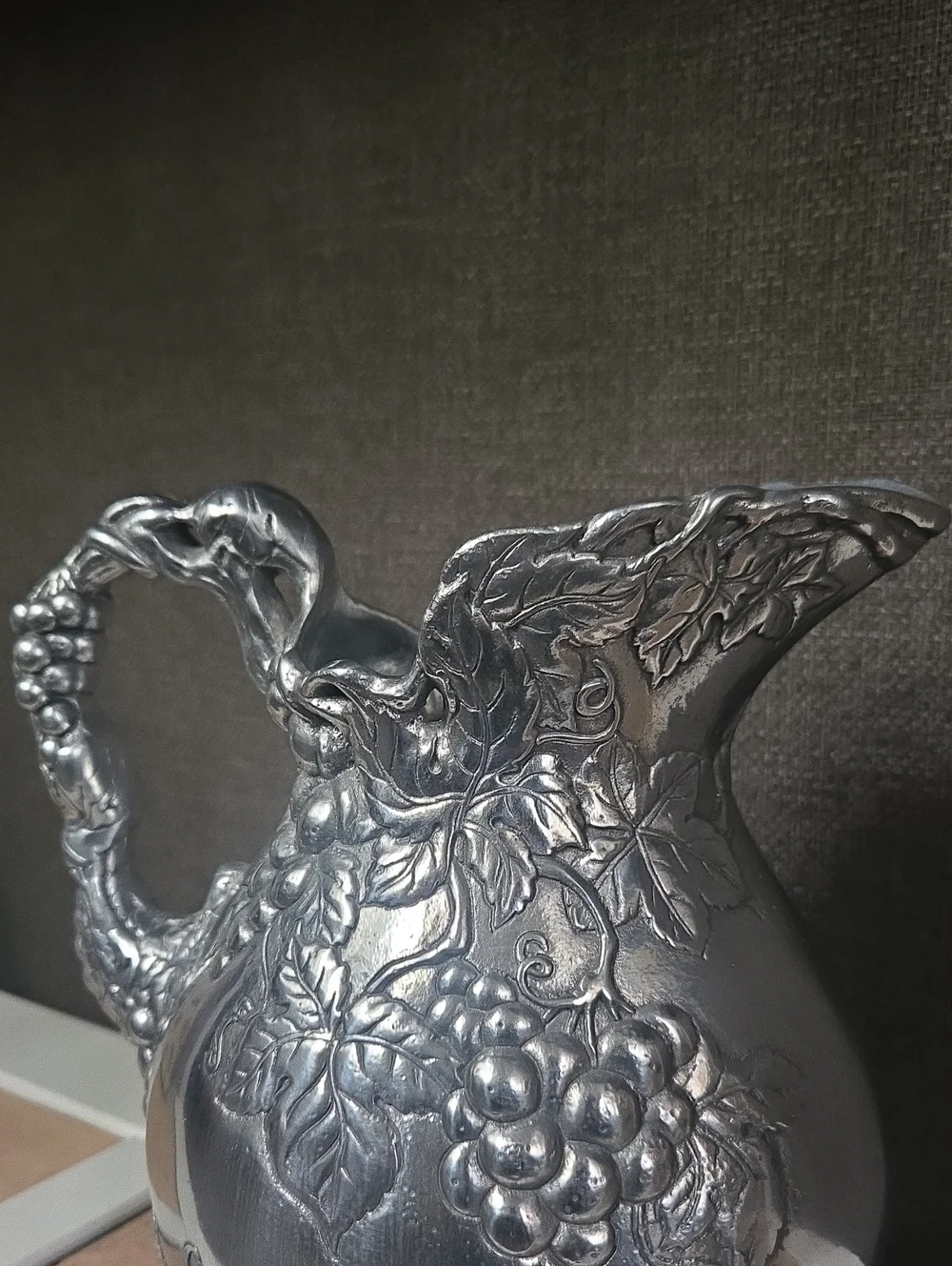 Vintage Arthur Court 1996 Grape Vine Water Pitcher Cast Aluminum 10